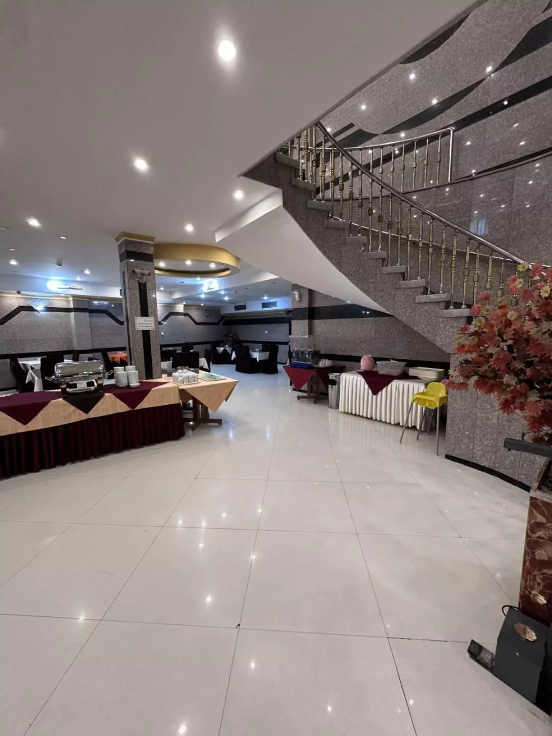 Helia Hotel