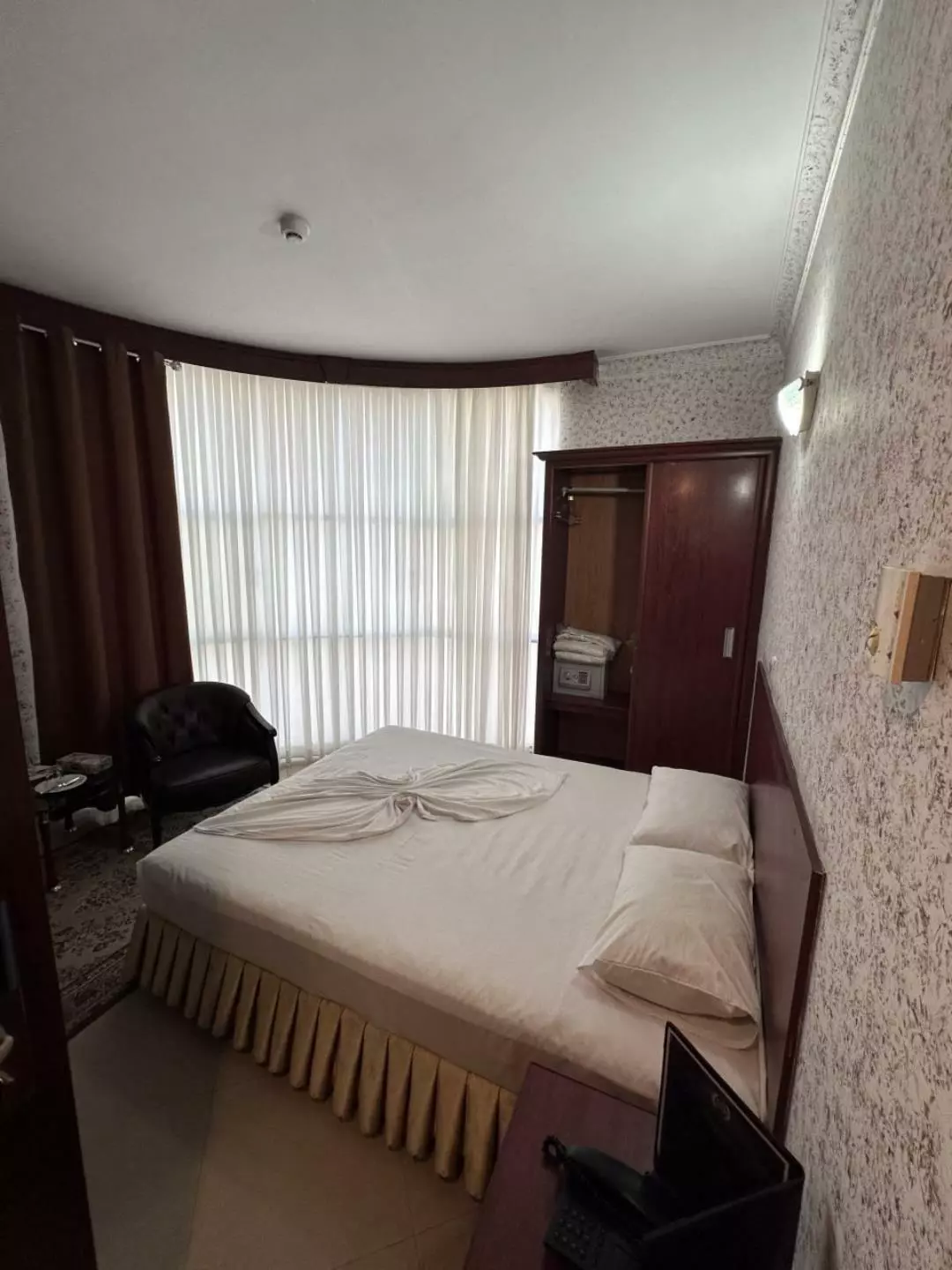 Helia Hotel