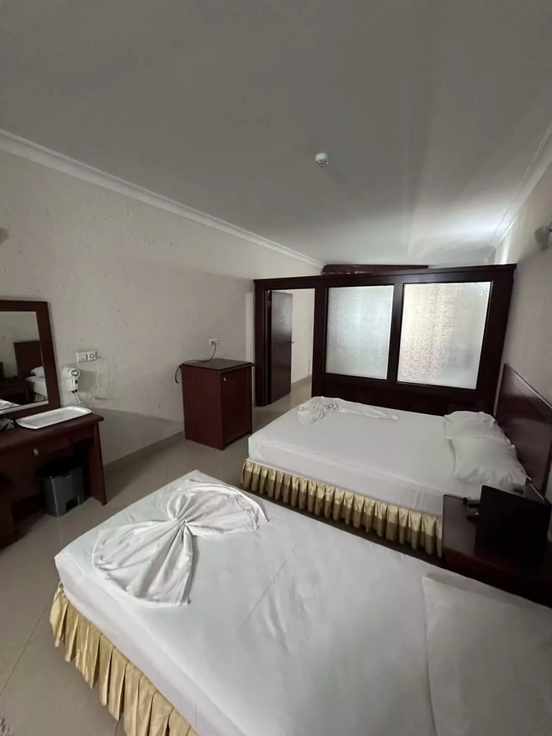 Helia Hotel