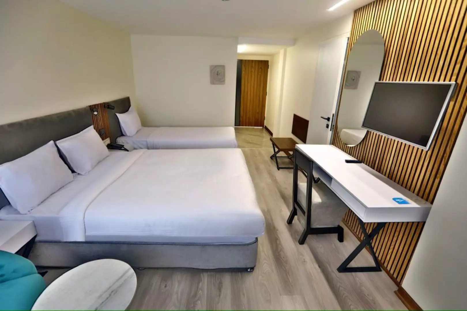 Isfahan Hotel