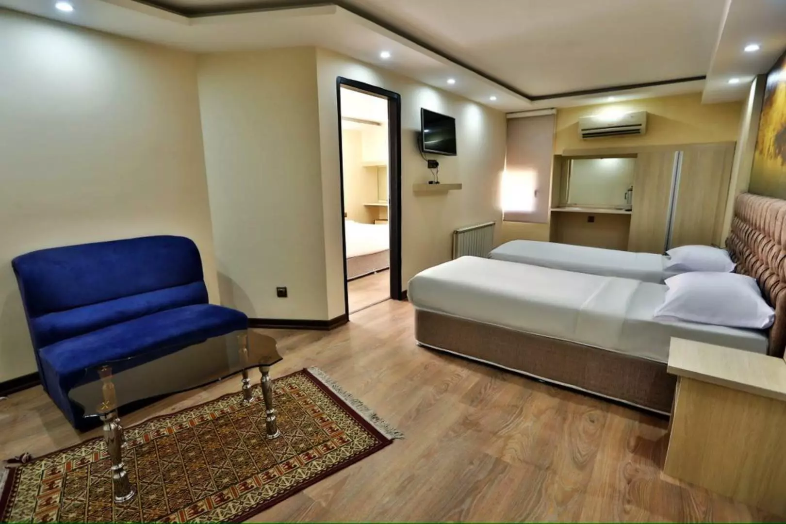 Isfahan Hotel