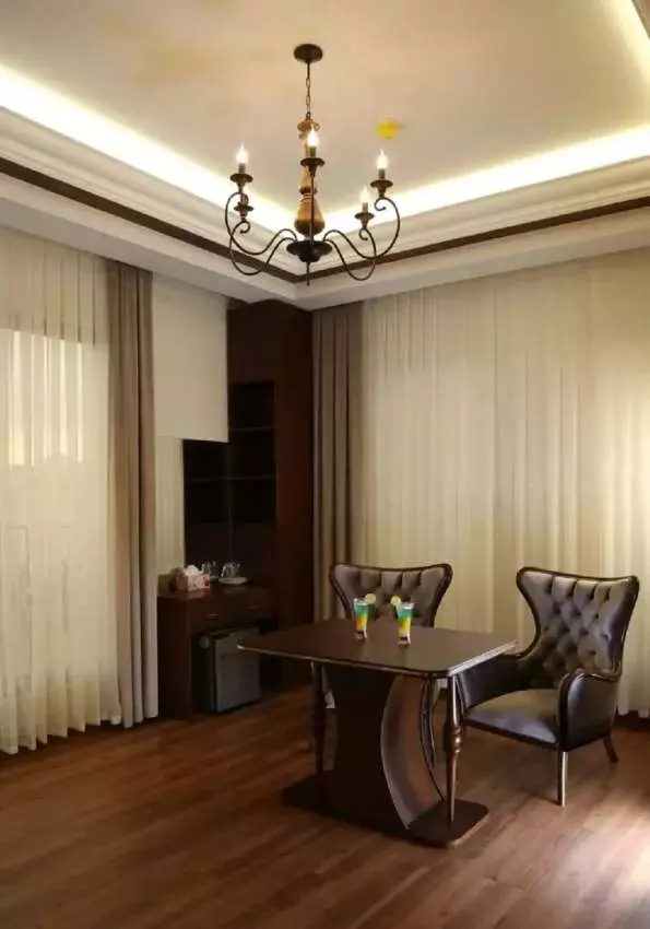 Royal palace hotel