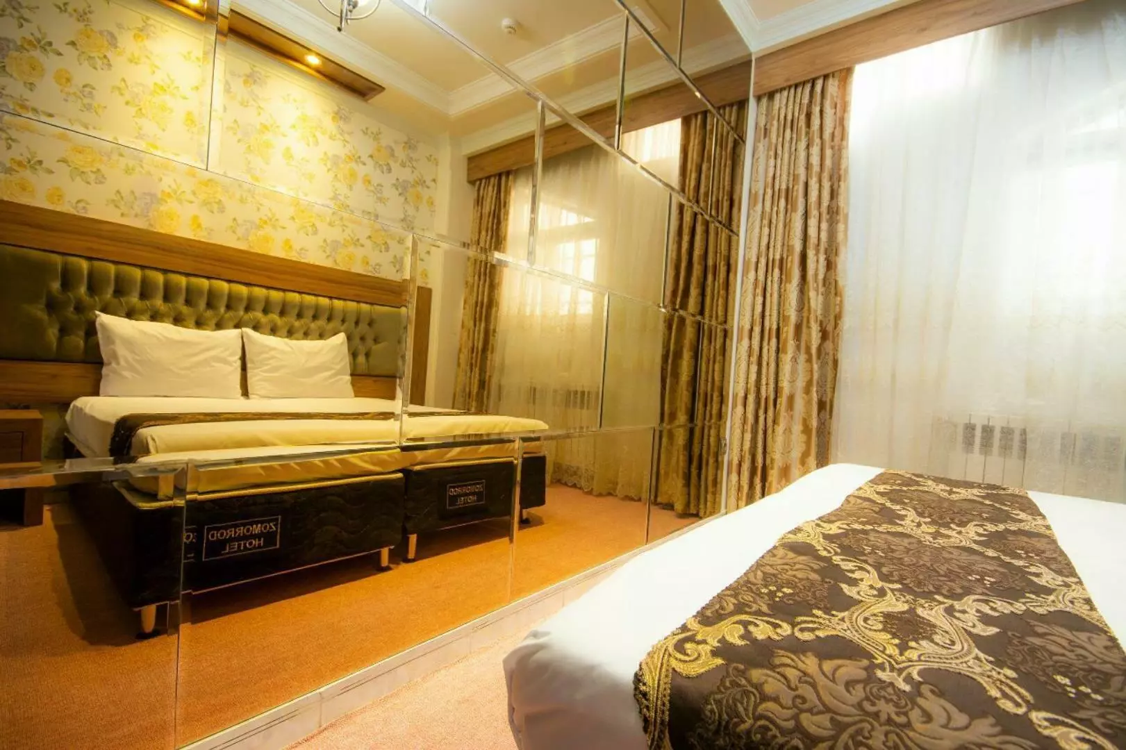Zomorrod Apartment Hotel