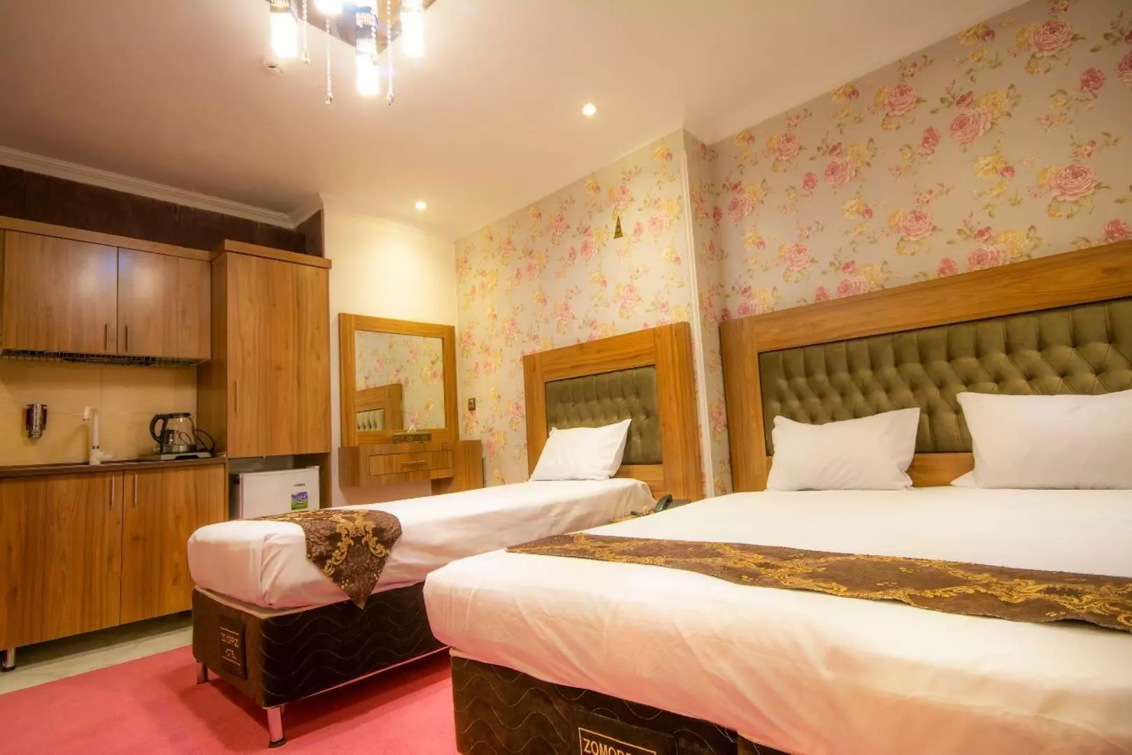 Zomorrod Apartment Hotel