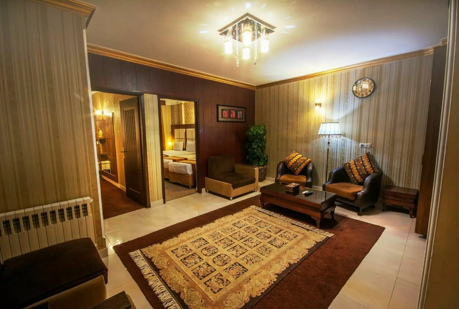 Zomorrod Apartment Hotel