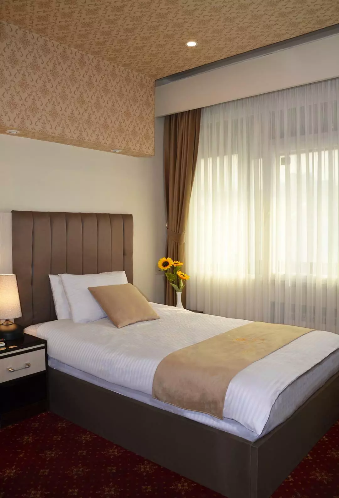Morvarid Hotel