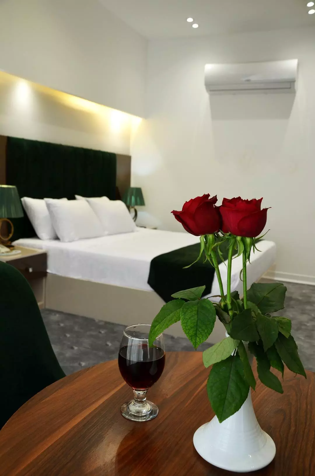 Morvarid Hotel