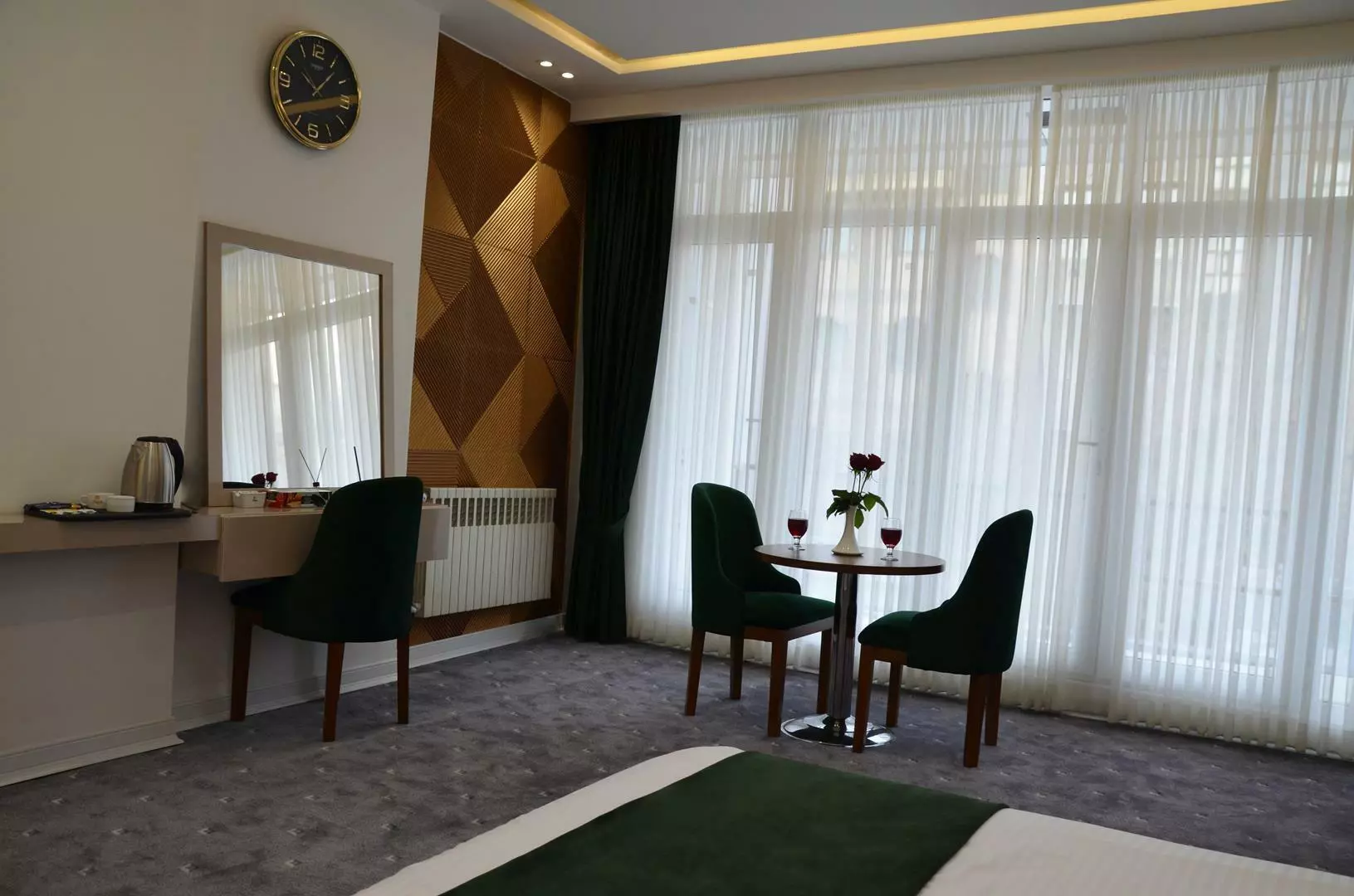 Morvarid Hotel