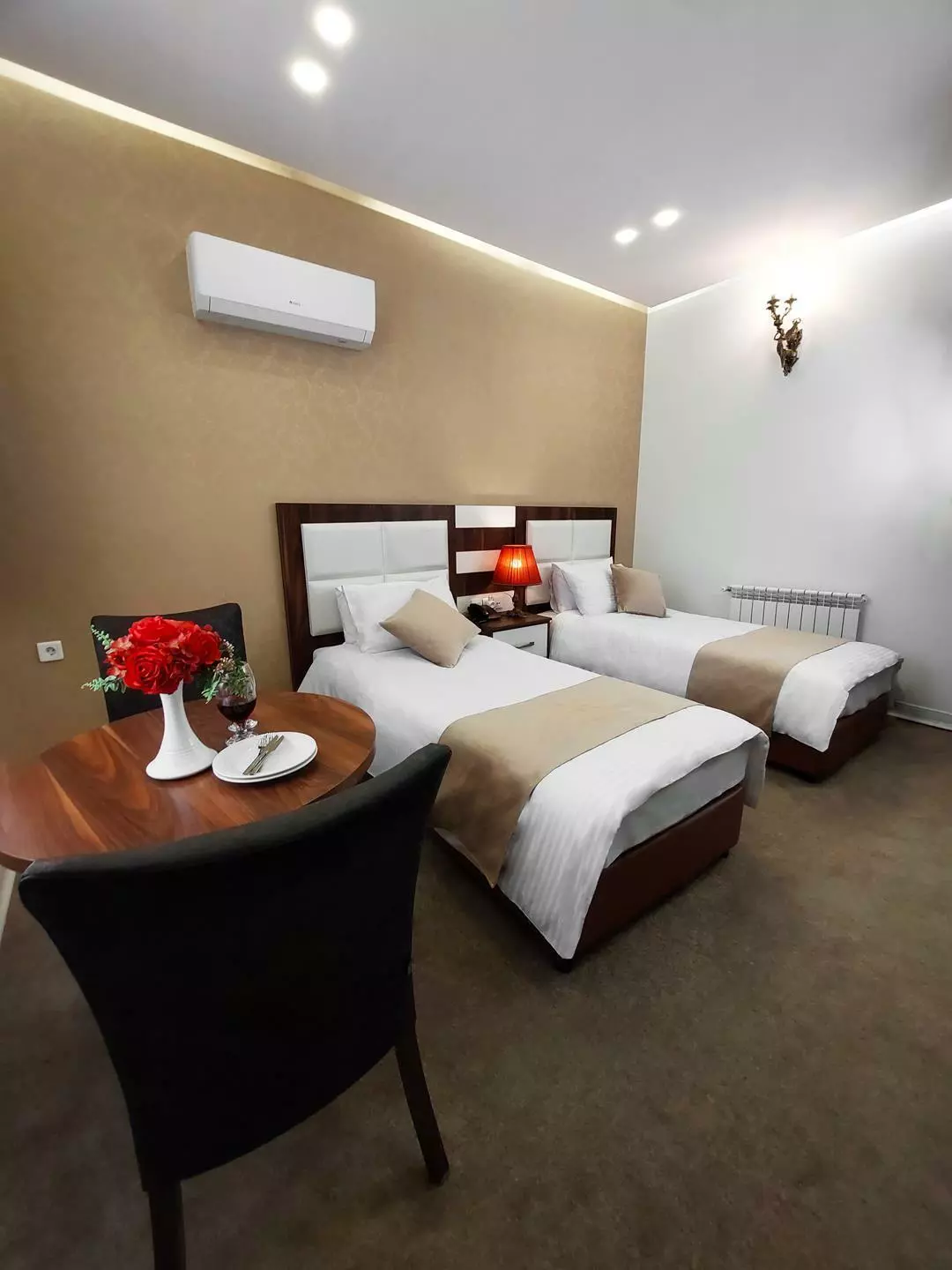 Morvarid Hotel