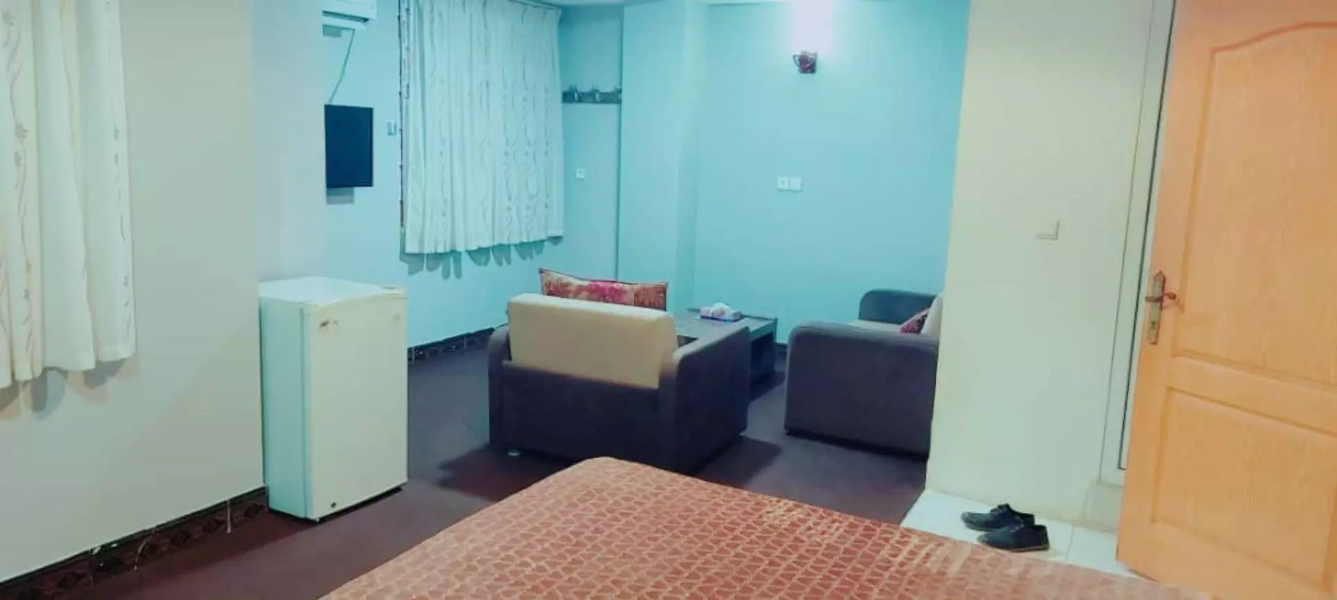 Qeshm Kavan Hotel