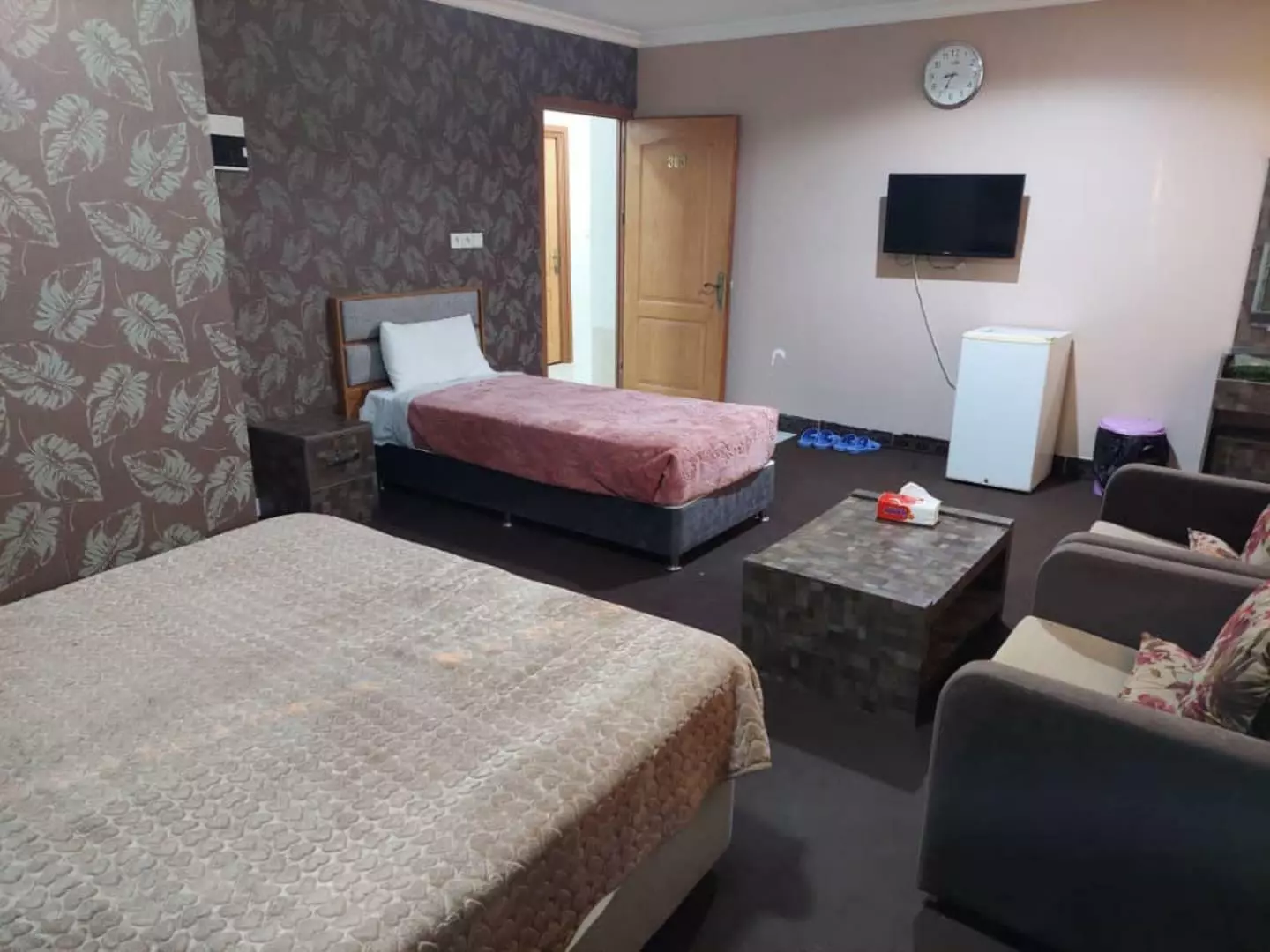 Qeshm Kavan Hotel