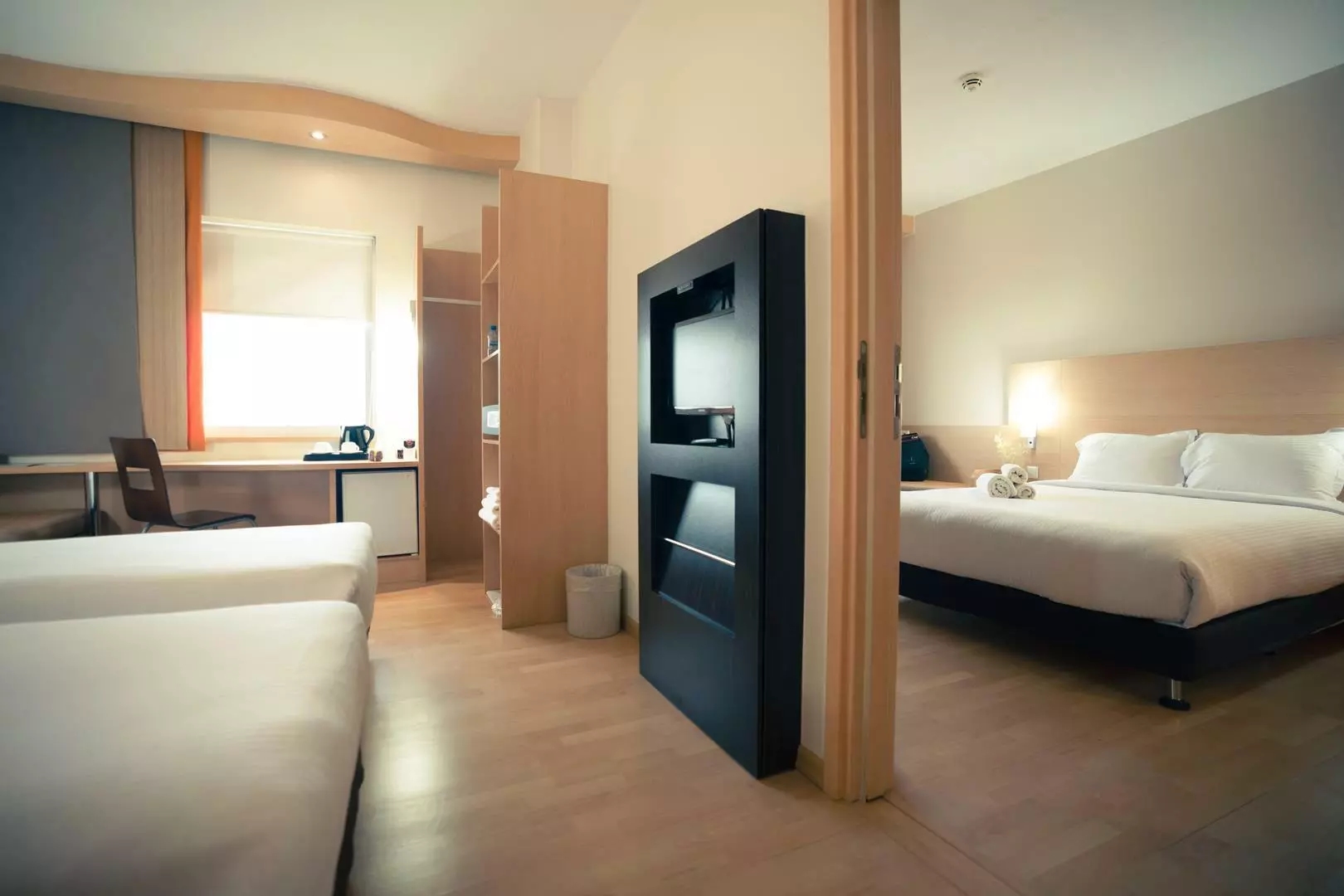 Rexan Hotel