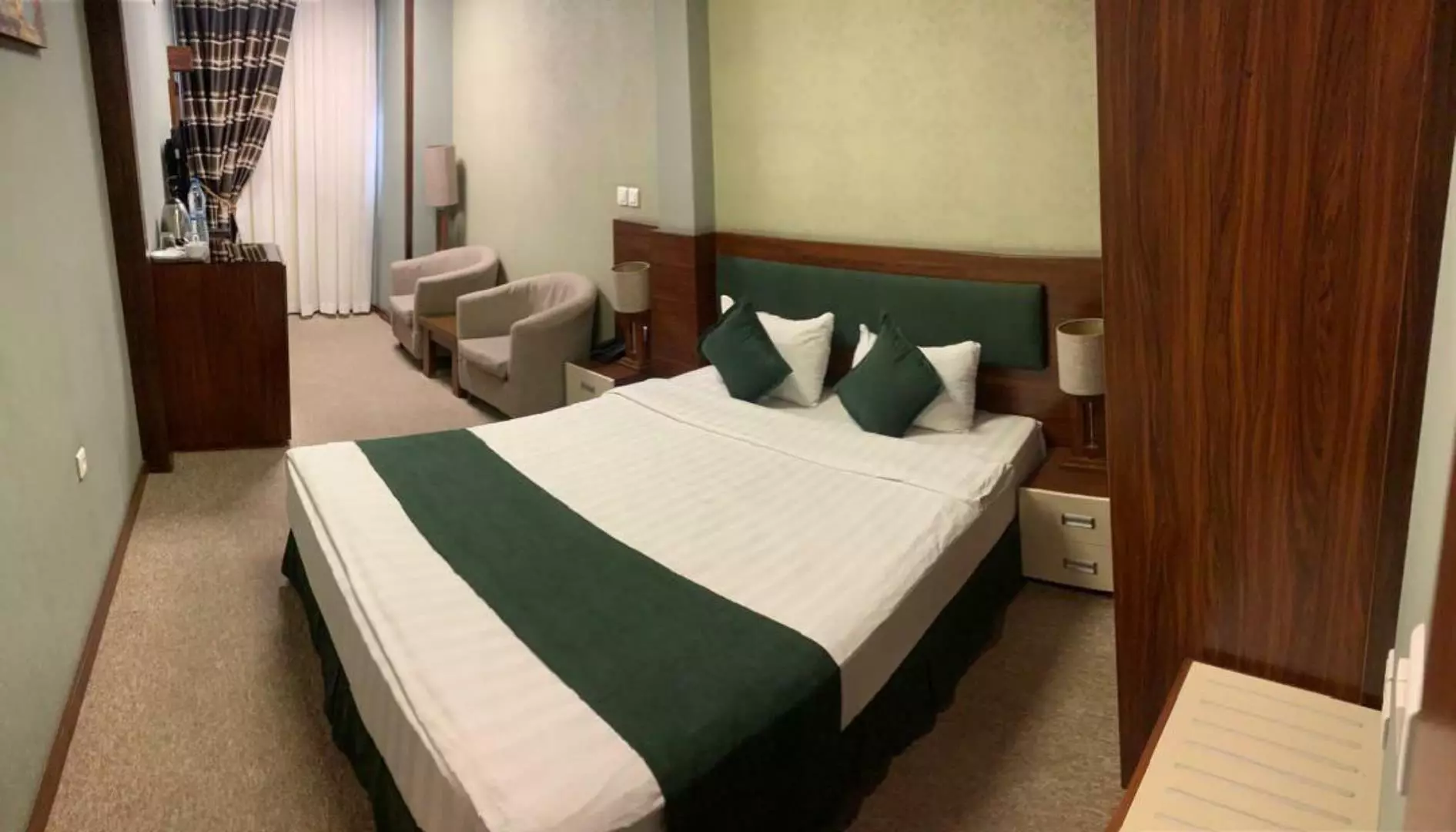 Helma Hotel
