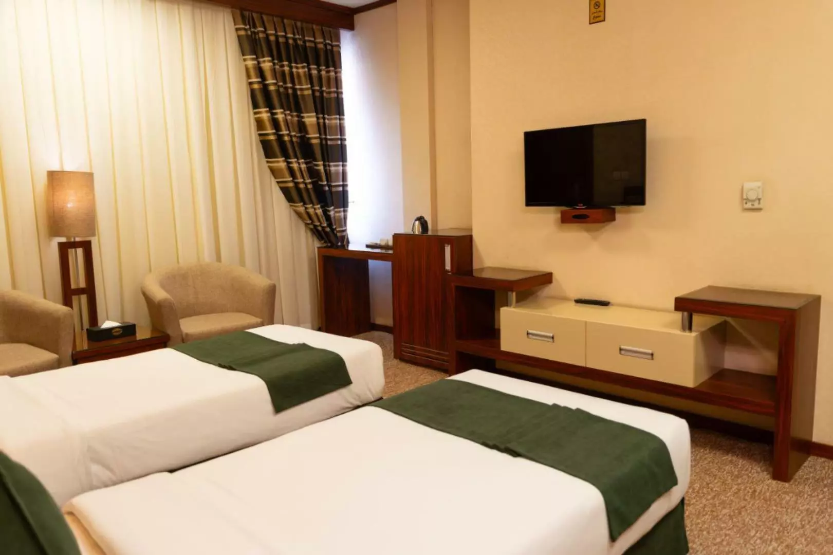 Helma Hotel