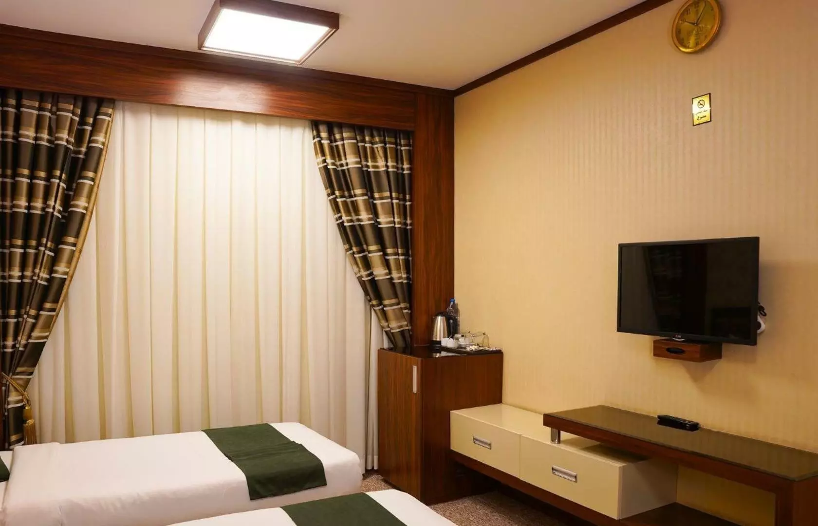 Helma Hotel