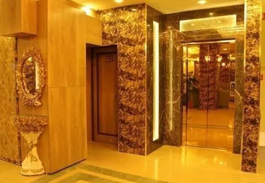 Aqiq Razavi Hotel
