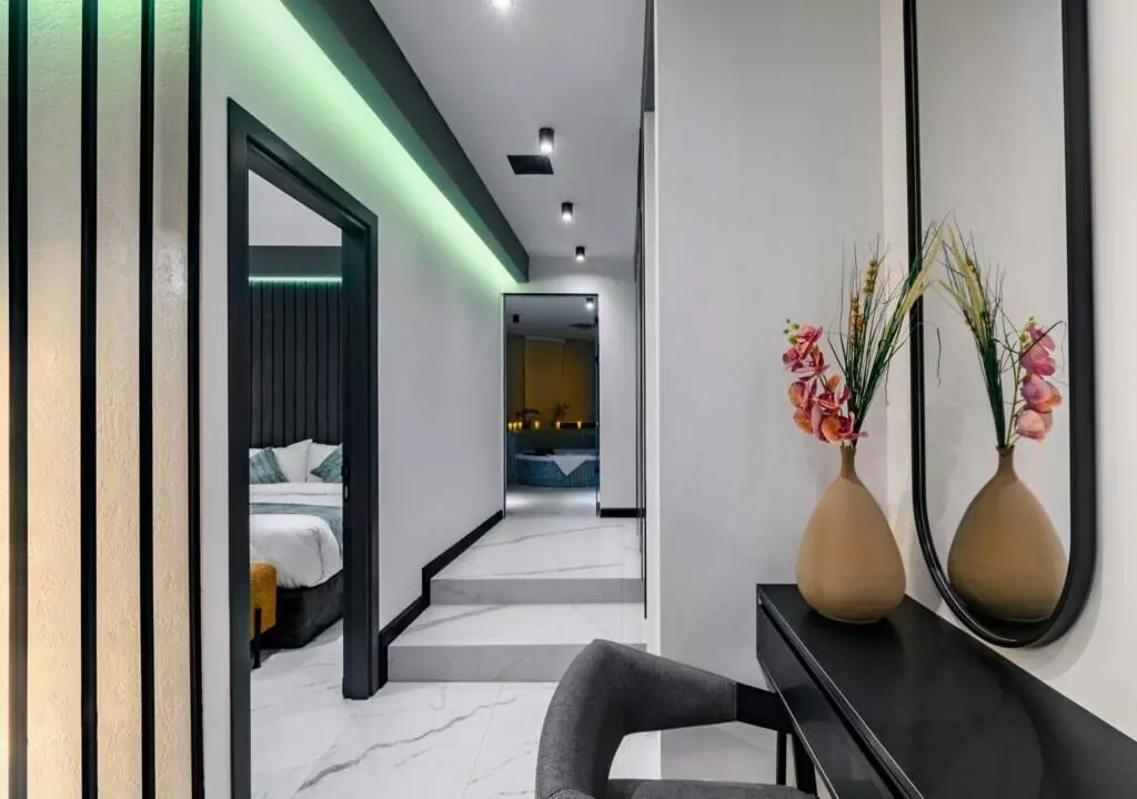 Arakta Hotel