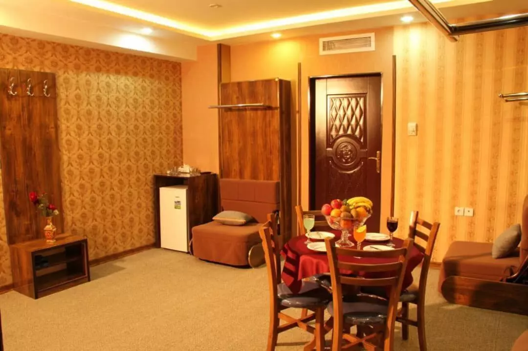 Aqiq Razavi Hotel