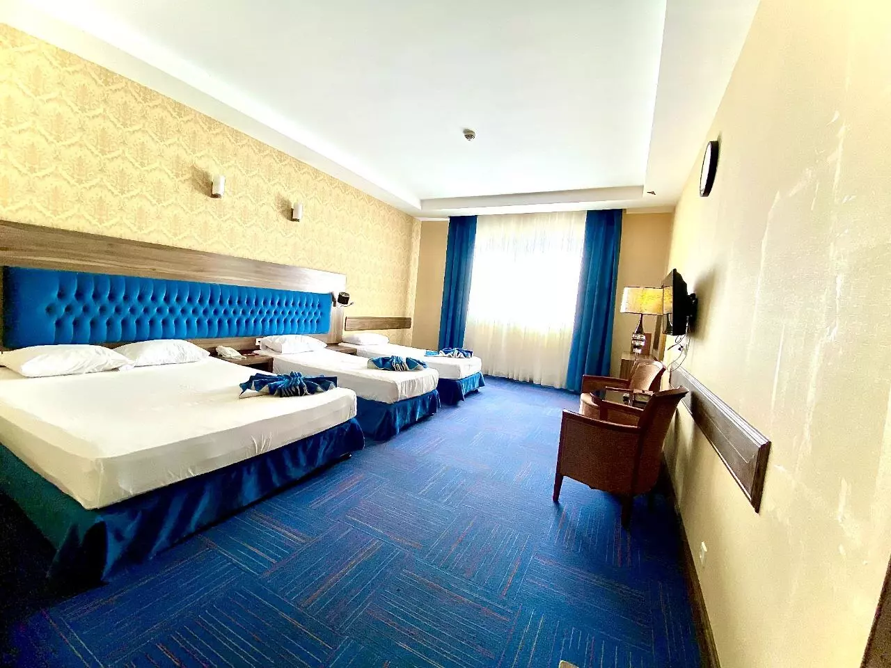 Iran Zamin Hotel