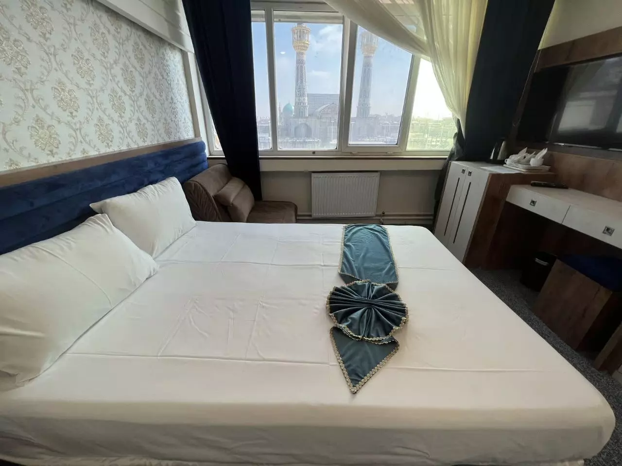 Qods Hotel