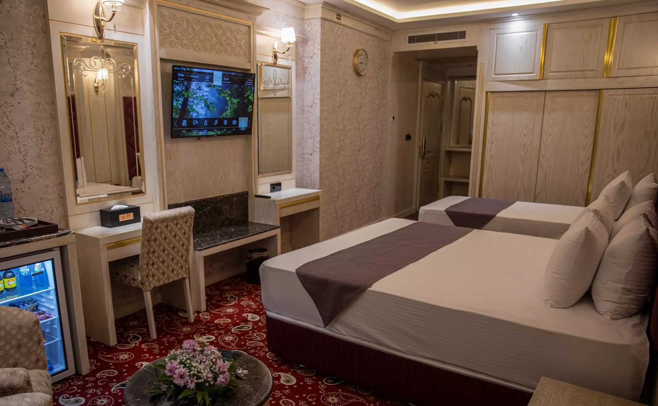 Negin Mosalla Hotel