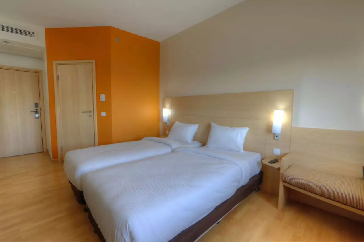 Remis Hotel