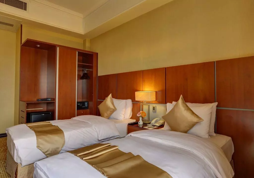 Tehran Grand Hotel 2
