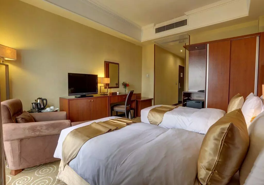 Tehran Grand Hotel 2