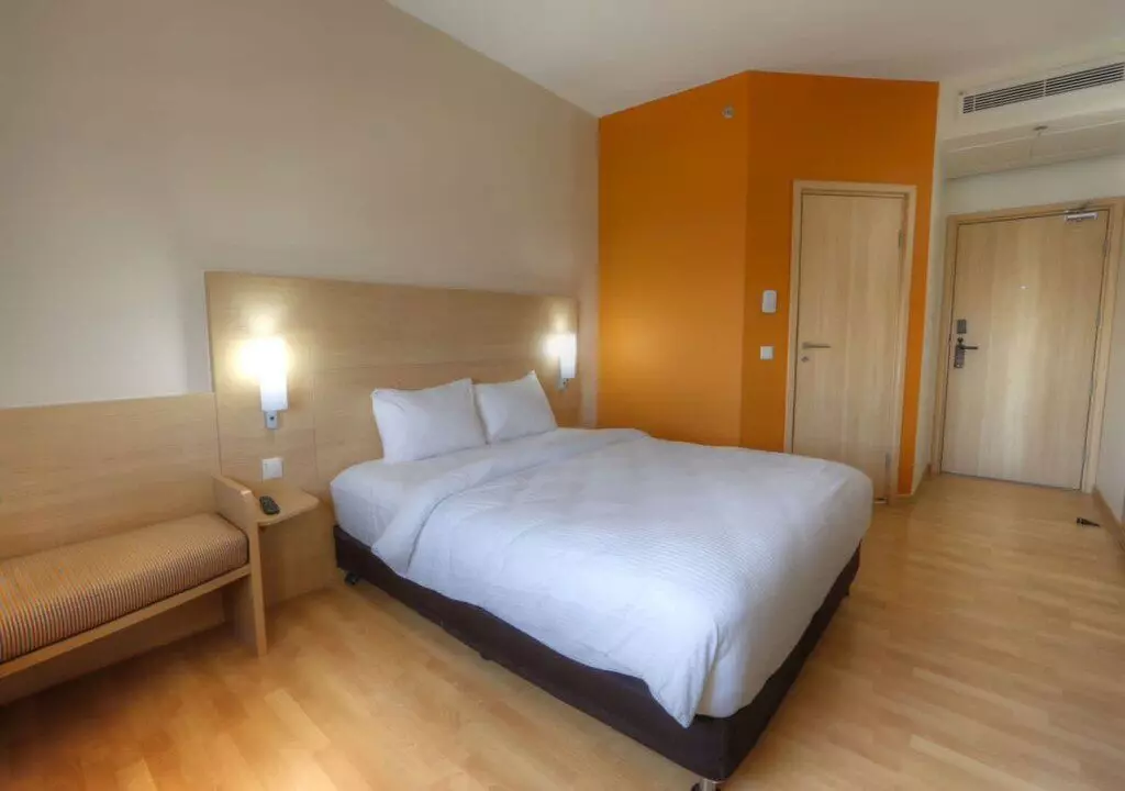 Remis Hotel