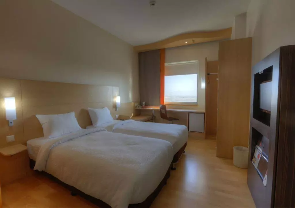 Remis Hotel