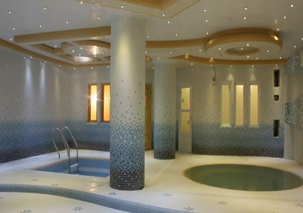 Monji Hotel