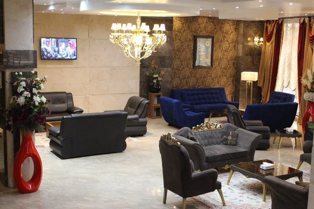 Enghelab Hotel