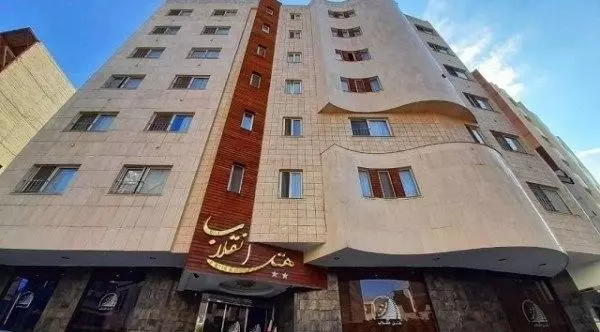 Enghelab Hotel