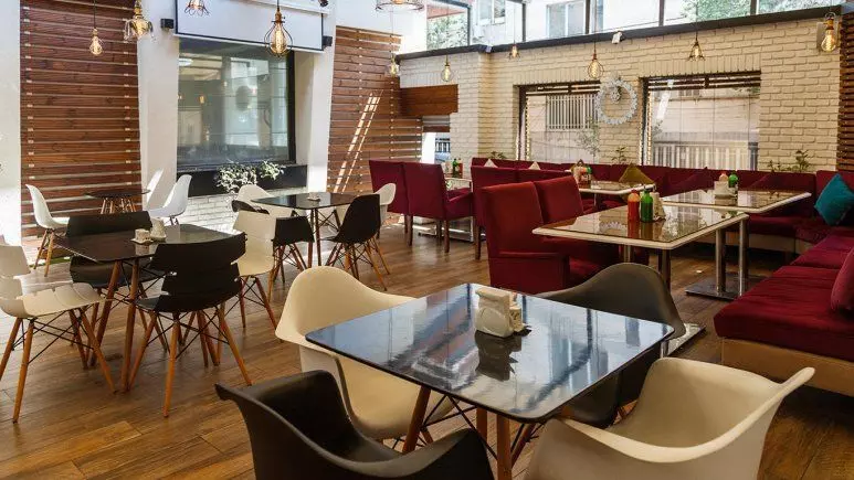 Koorosh Hotel