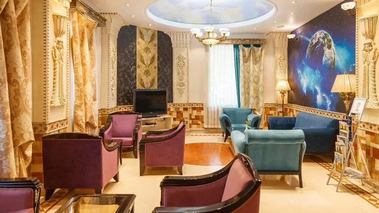 Koorosh Hotel