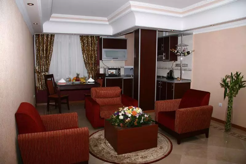 Koorosh Hotel