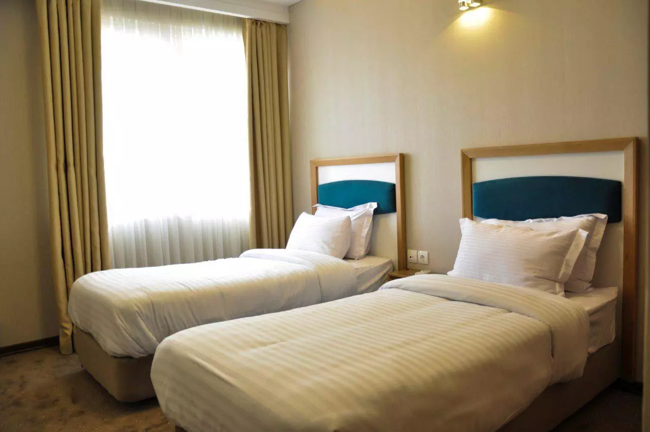 Hayat Shargh Hotel