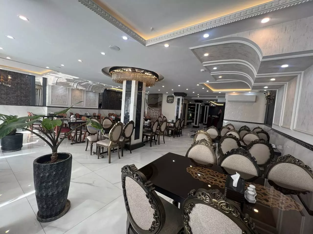 Kavian Hotel Apartment