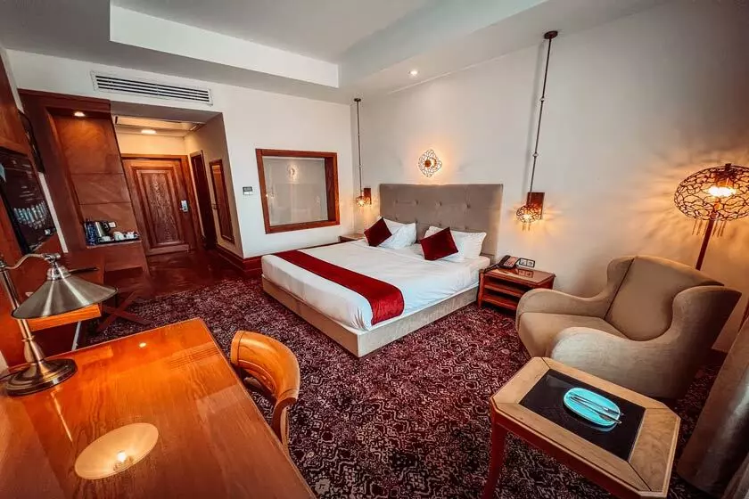 Kourosh Hotel Kish