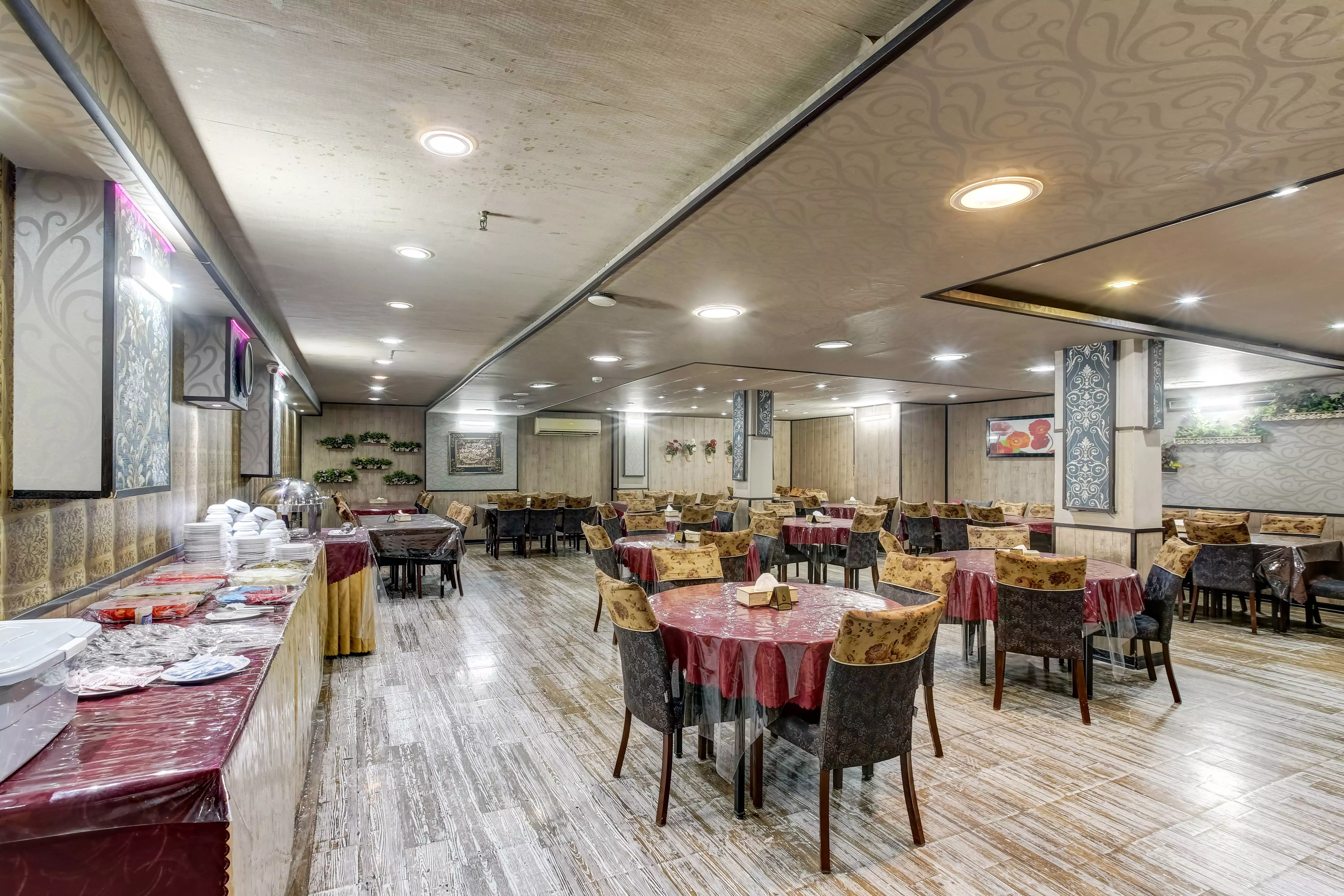 Javadieh Hotel