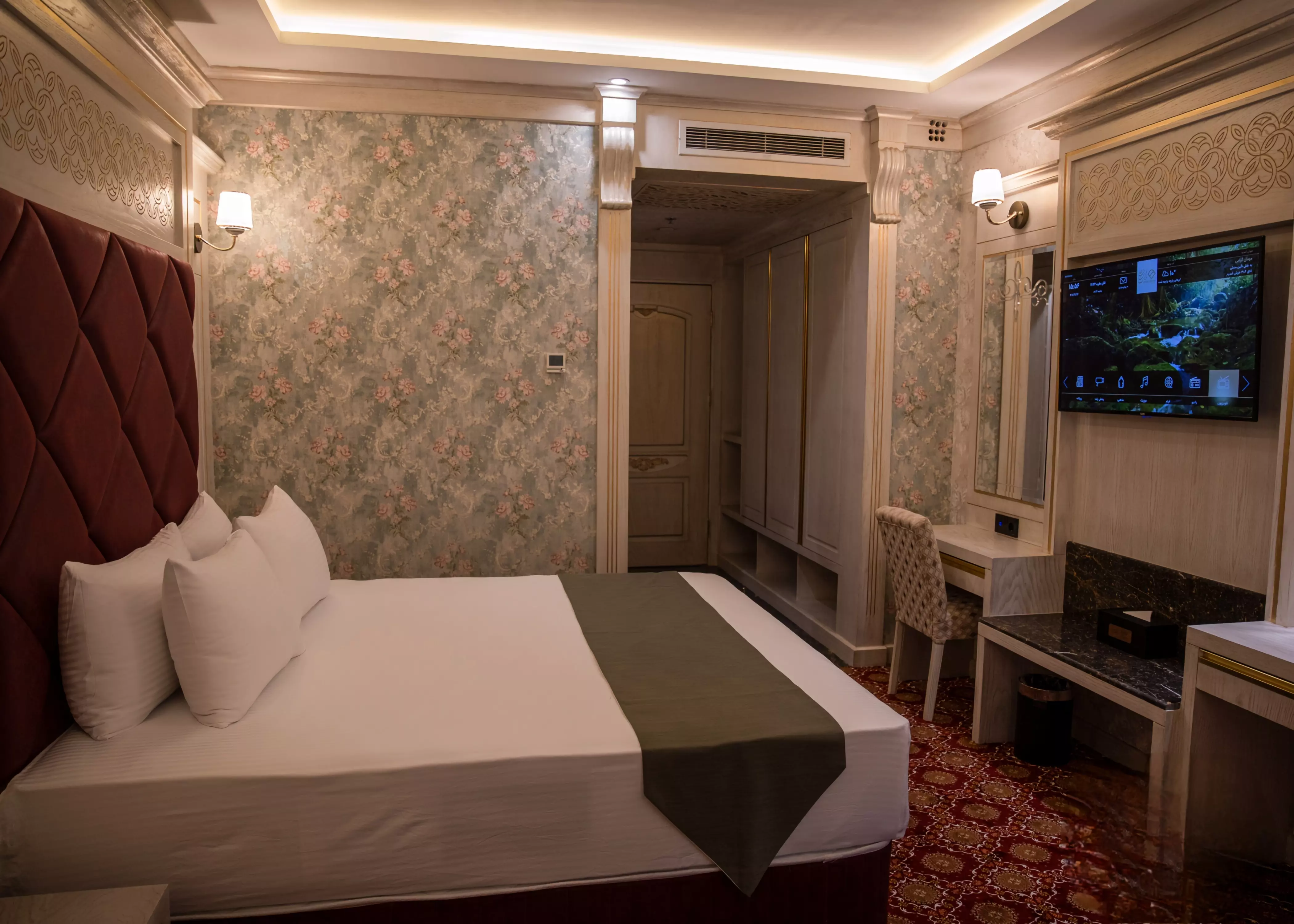 Negin Mosalla Hotel