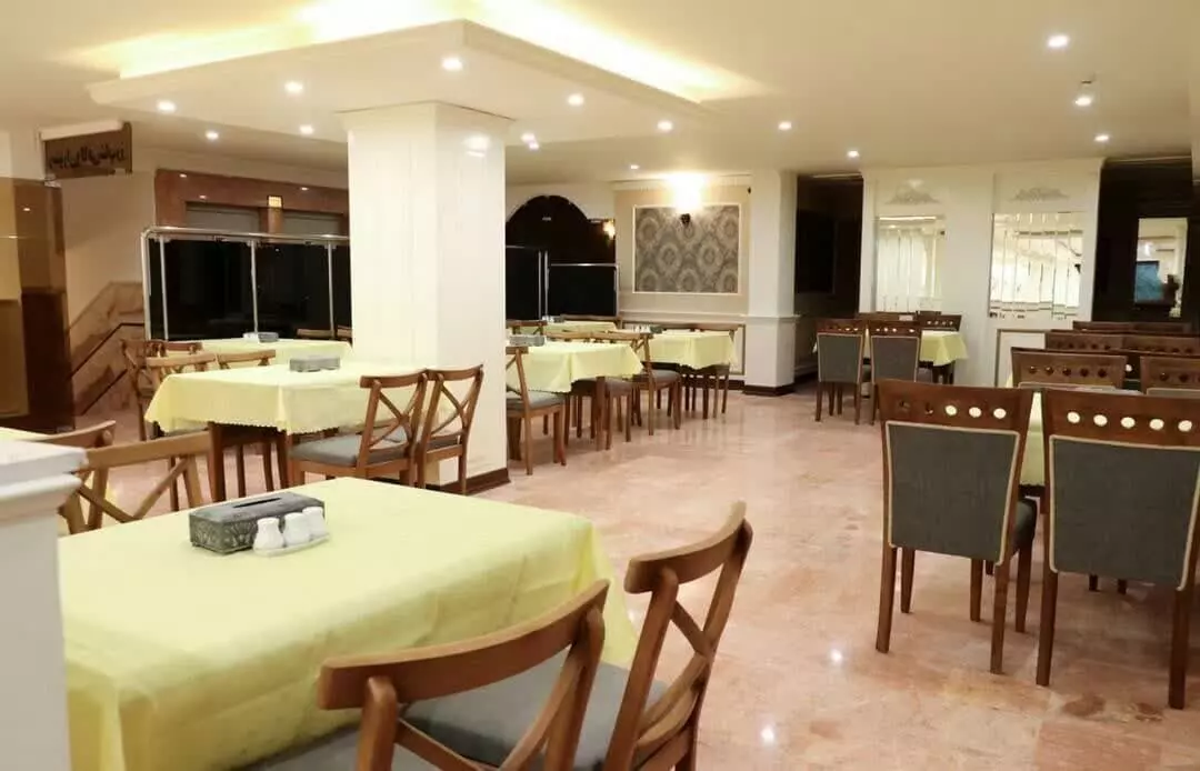 Shiraz Hotel