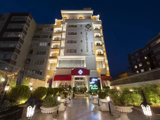 Elysee Hotel