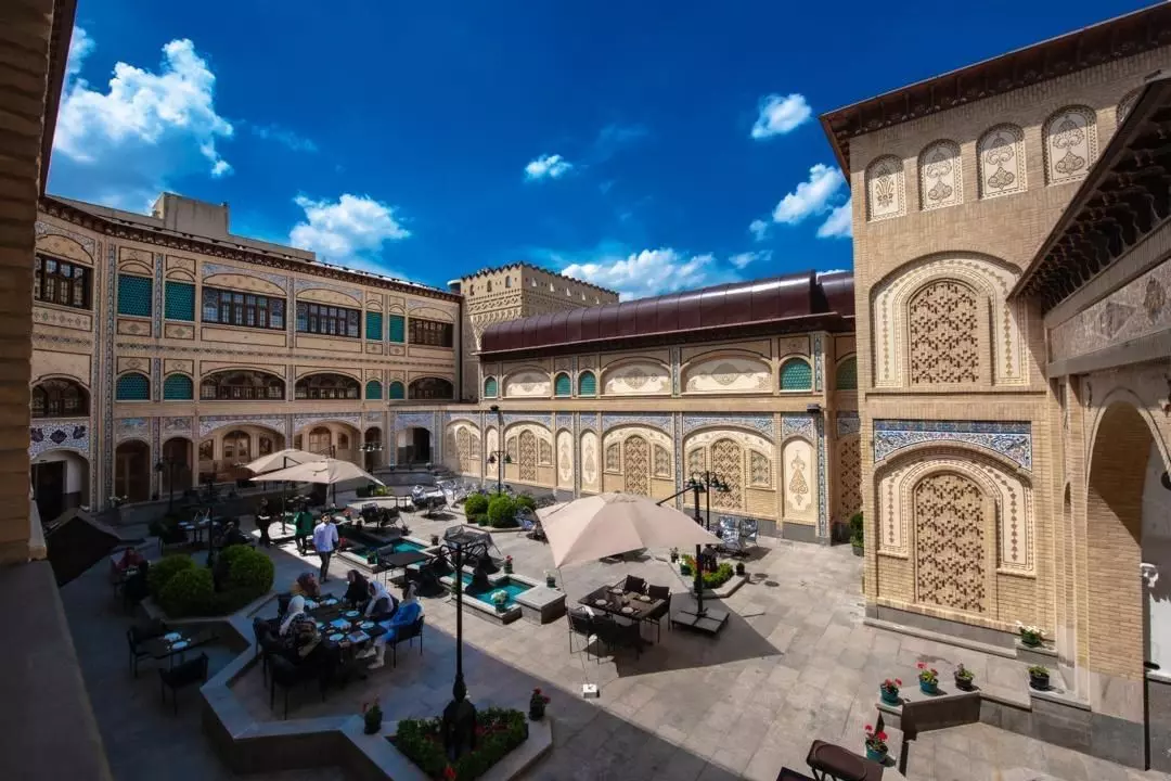 Gran Miras Rashidiyeh Hotel