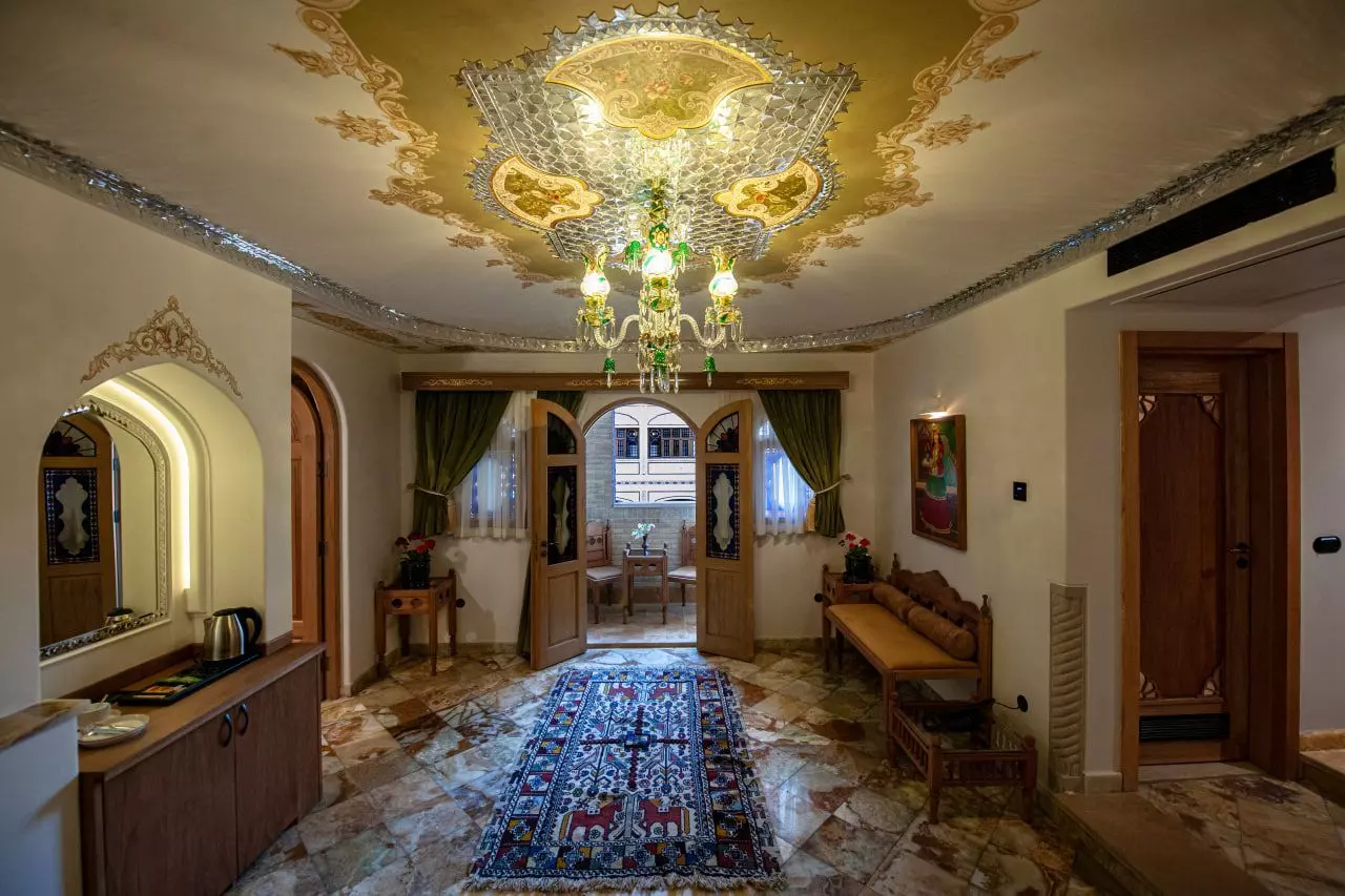 Gran Miras Rashidiyeh Hotel