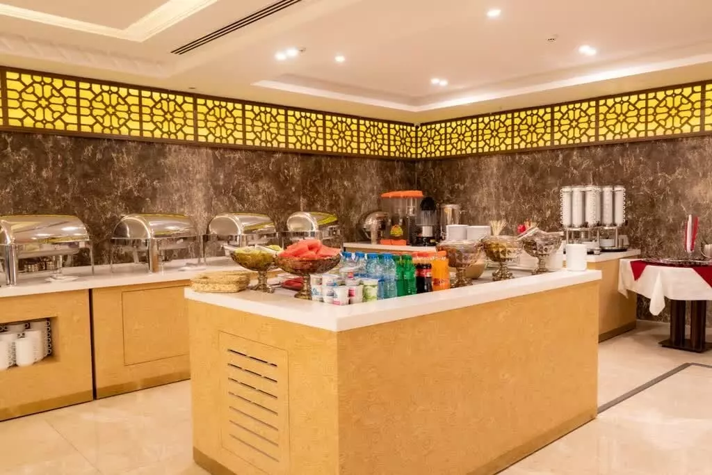 Rona Hotel