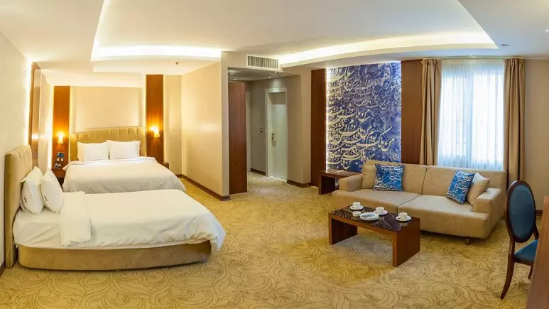 Refah Hotel