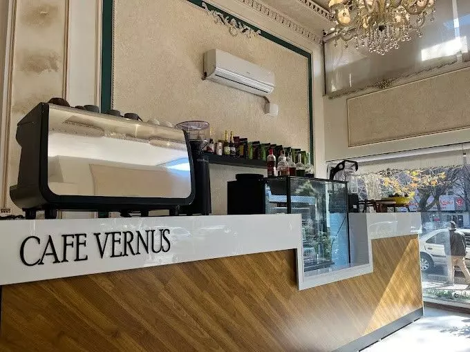 Vernus Hotel
