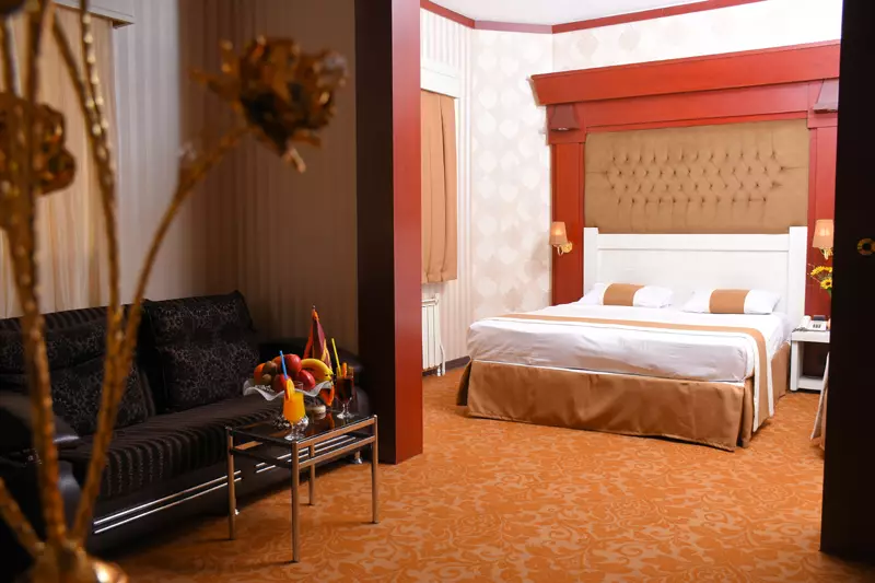 Nima Hotel
