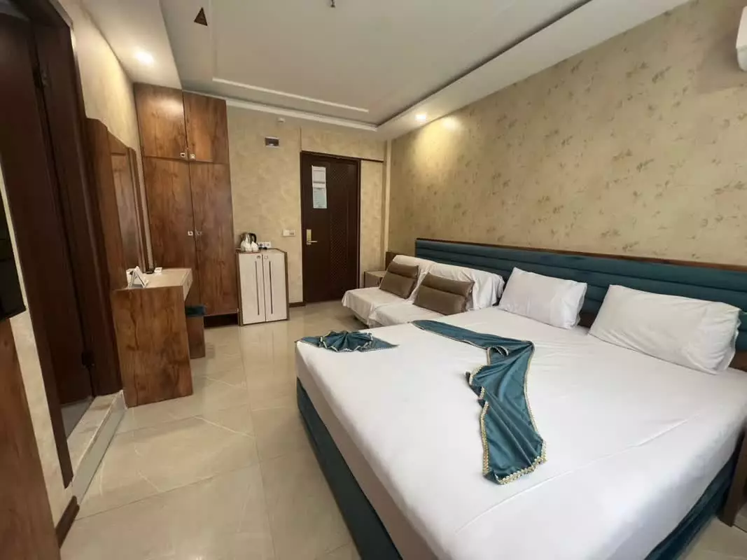 Qods Hotel